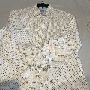 IZOD men shirt 100% cotton long sleeve.